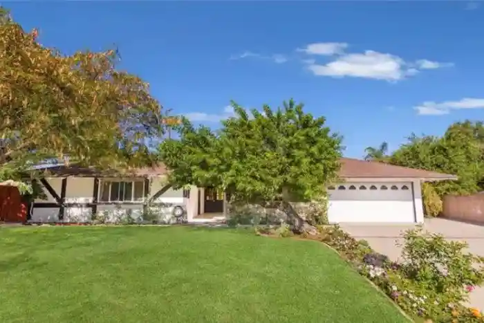 fatkxj1rogr8dbzoxwdc