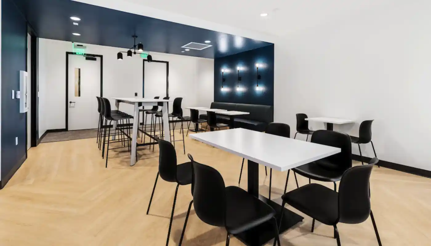 hks7unycdm46jwd2bezr