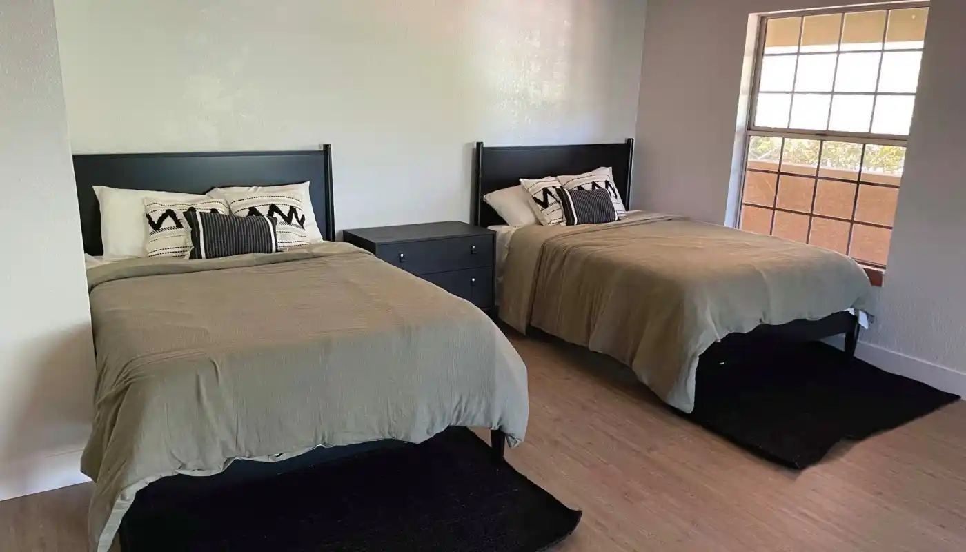 hgslrqlztijeoiumb8x9