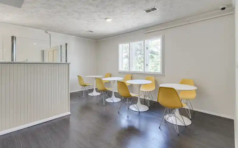 ki6va8avcp7pwfnstbzd