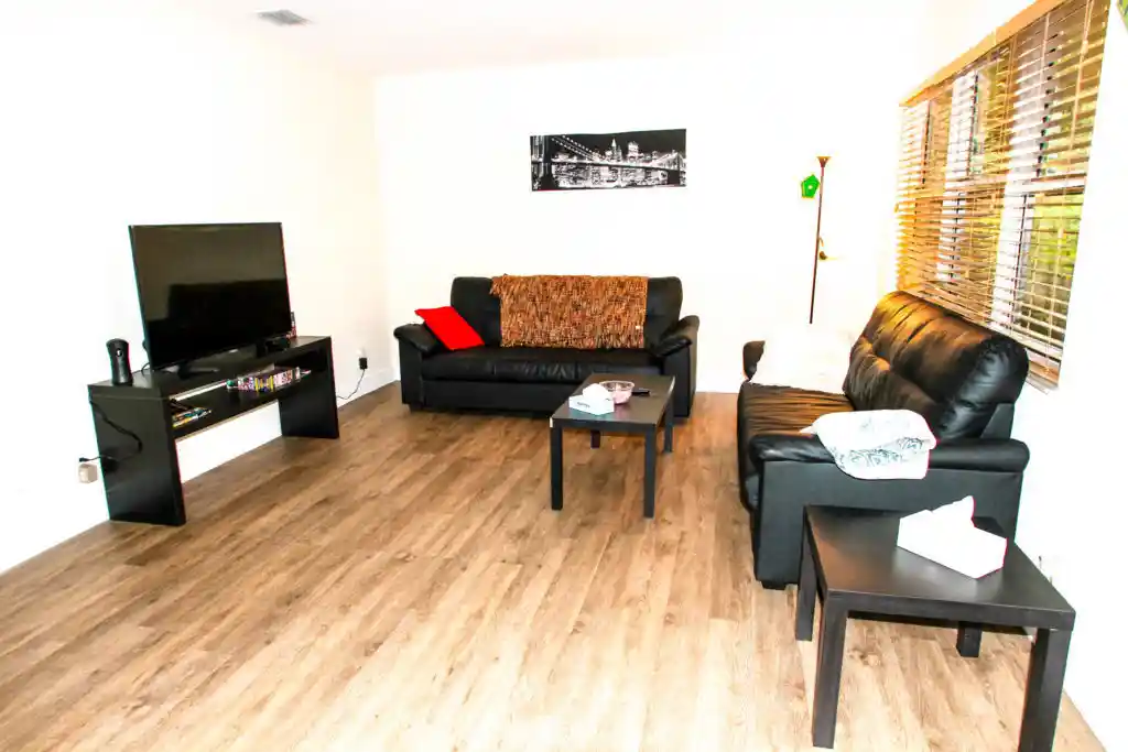 oa2d1q0iczkclknszmgo-9637668