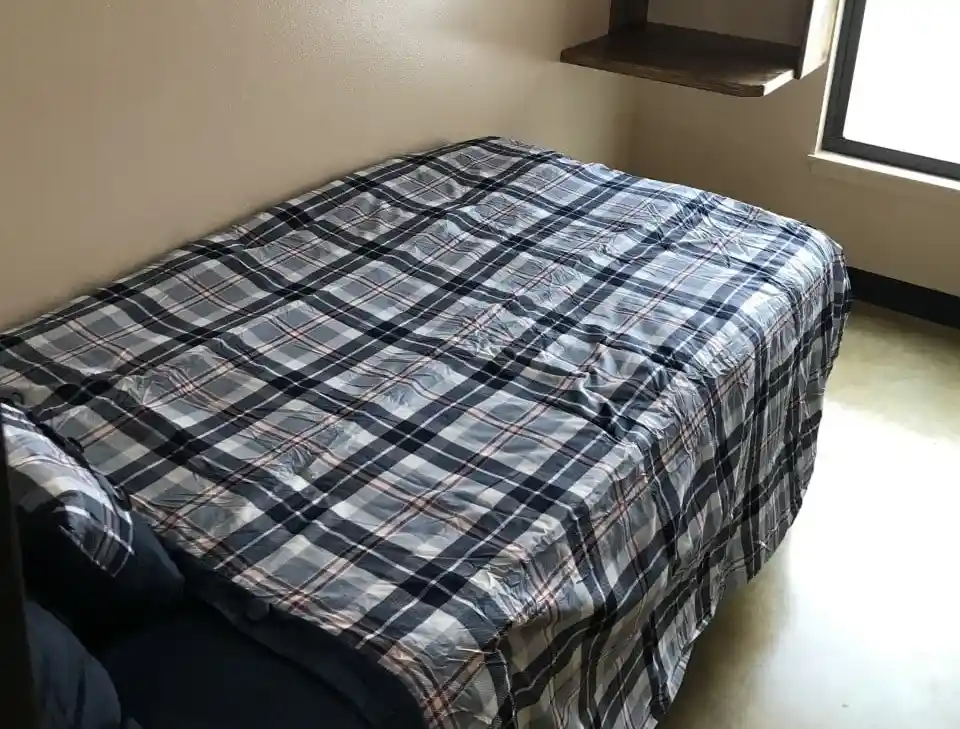 v9gmmxaakydvb3aqfmwl