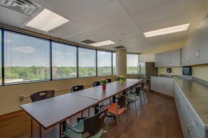 kmb2dpkphkclybxuel9v