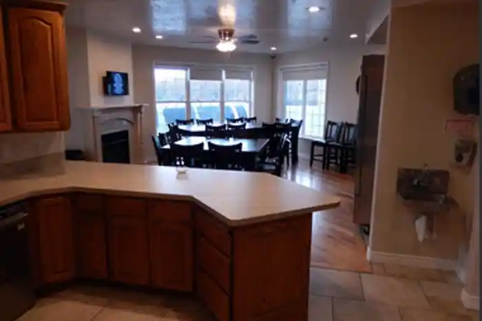 qbihnkogl4akphcrb7x1