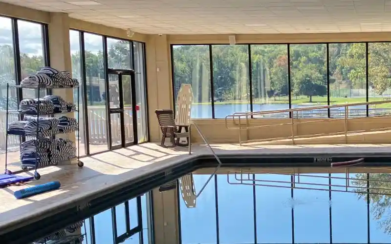 zwyrzabv1ihttl9fks3s