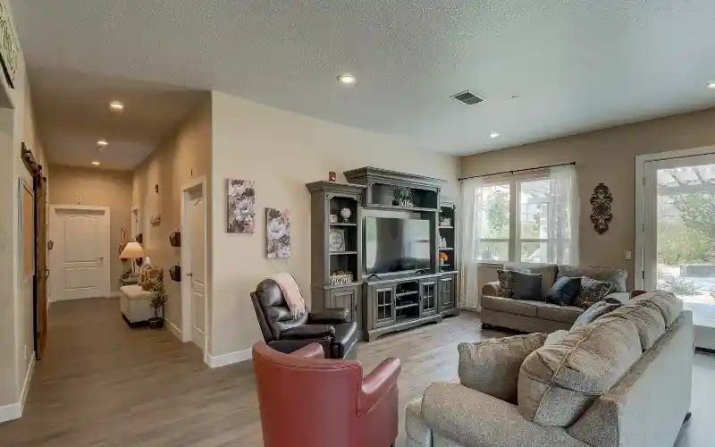 e2shwniq4zqhw8wqkhmz