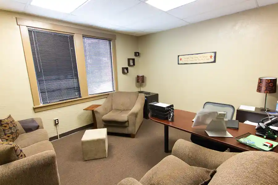 gnyyxjw2qizmeyfsj19b