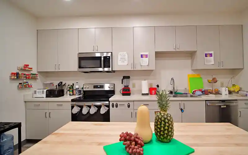 icpqrslvlxqlhnjiqvtm