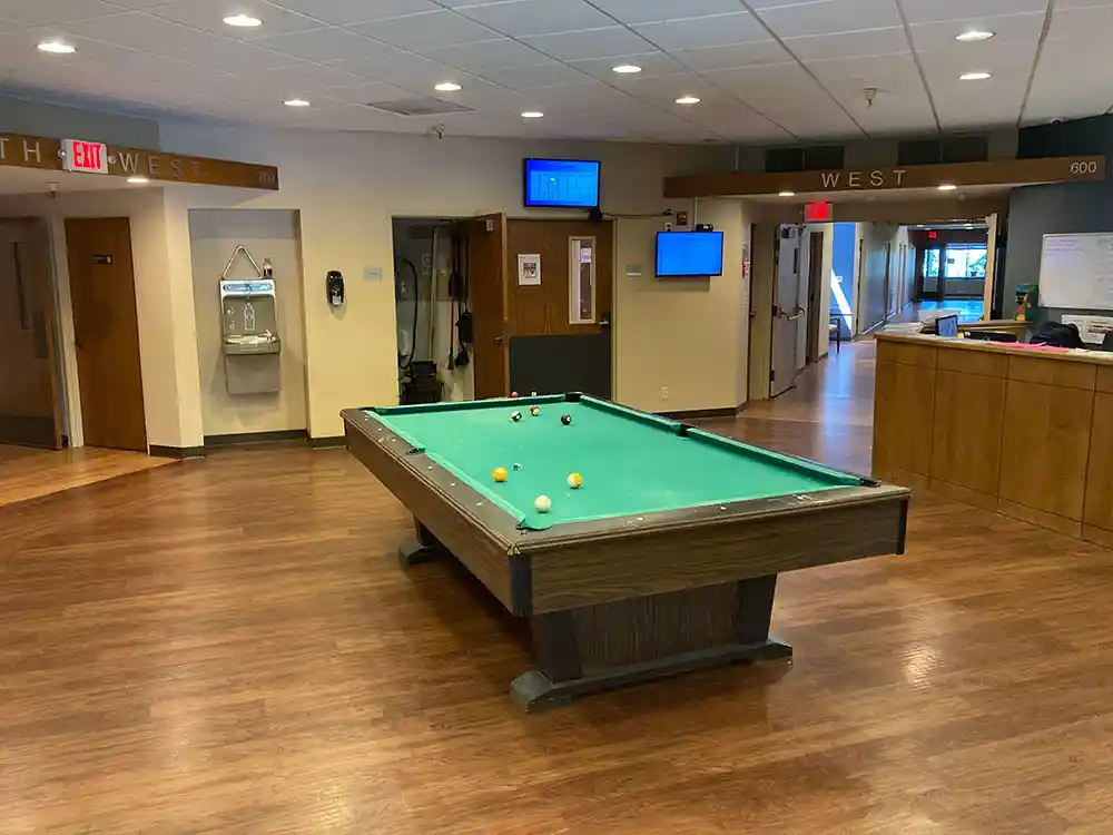 qgq8cp4nyem0hururii0