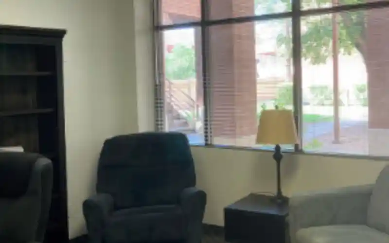 urnjygl89hbusua3znhu