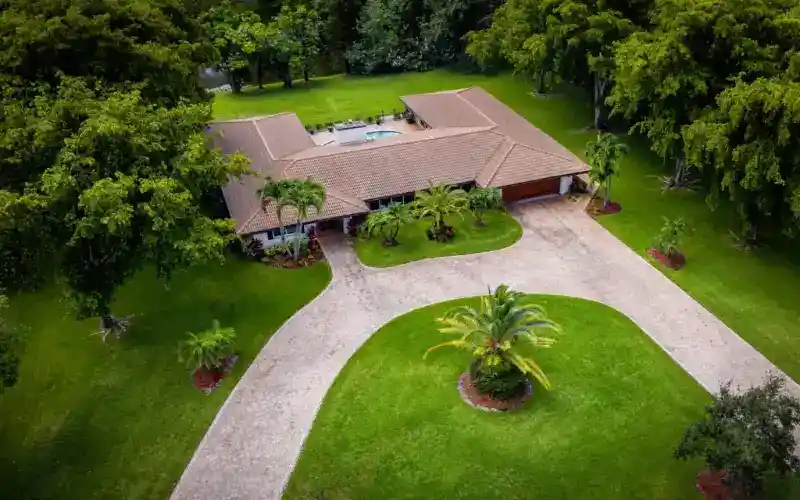 vkhdkgic8n3bnlagoixr